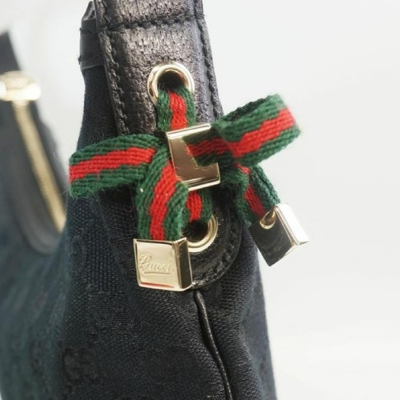 Authentic Gucci Black GG Canvas and Leather Small Princy Hobo - Picture 6 of 13